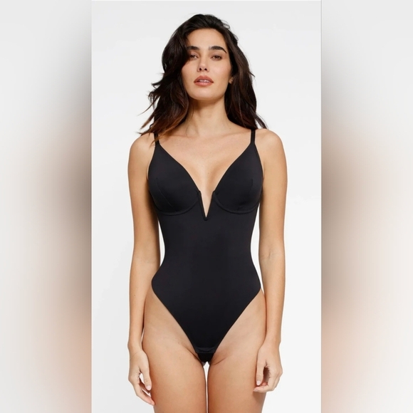 Deep V-Neck Low Back Sculpting Thong Bodysuit #929 - Picture 7 of 11